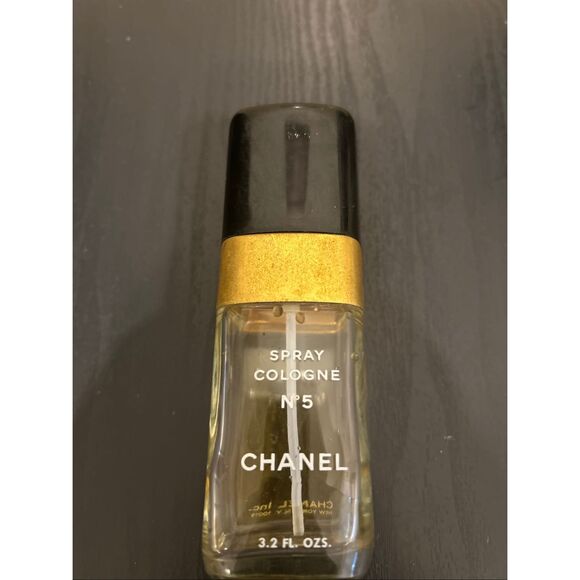 Chanel No. 5 Spray Cologne Bottle 3.2 fl. ounces - Picture 3 of 4